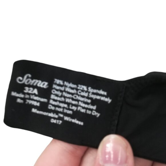 Soma Memorable Wireless Lined Cup Adjustable Bra Size 32A Multiway Black Stretch - Picture 7 of 7